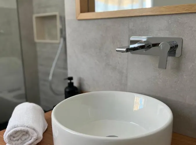 לינה וארוחת בוקר Amami אנה קאפרי